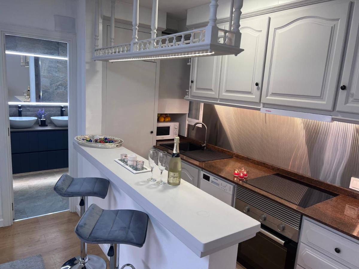 Apartment Stylish Getaway - Renovated 1br With Pool & Tennis *