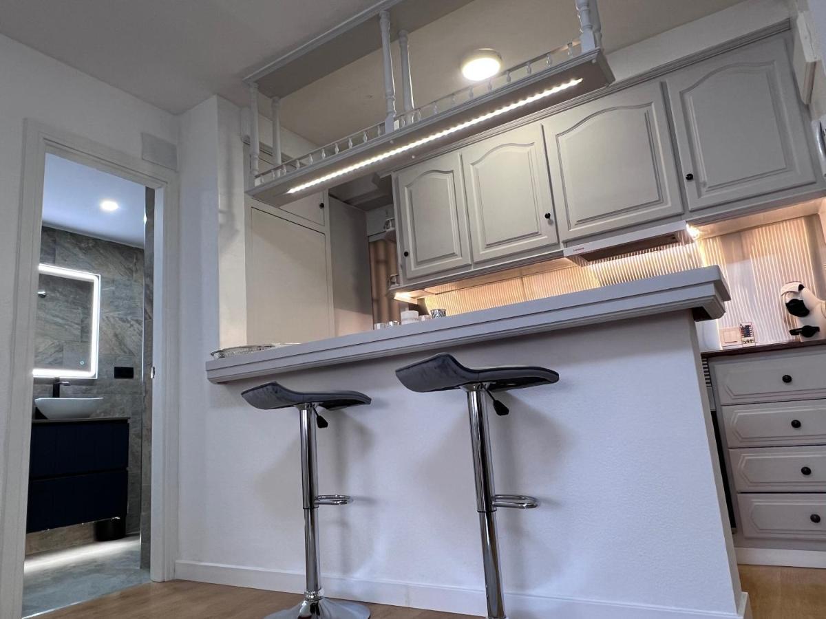 Stylish Getaway - Renovated 1br With Pool & Tennis Apartment